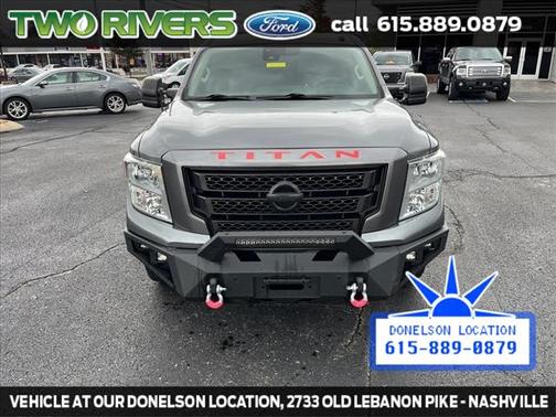 2020 Nissan Titan SV