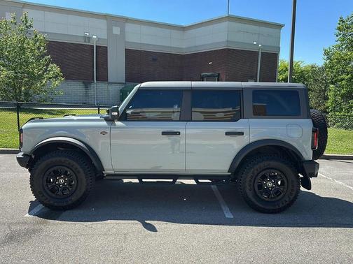Cactus Green / Gray 2024 Ford Bronco Wildtrak