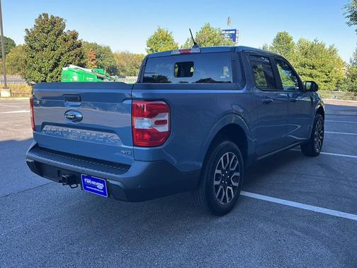 Azure Gray Metallic 2024 Ford Maverick Lariat