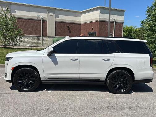 Crystal White Tri-Coat 2021 Cadillac Escalade Sport Platinum