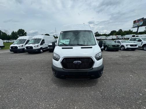 2025 Ford Transit-150