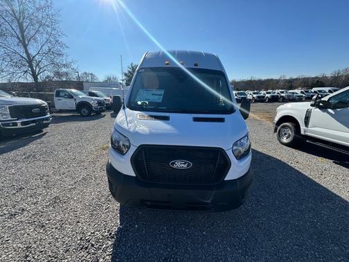2026 Ford Transit-350 