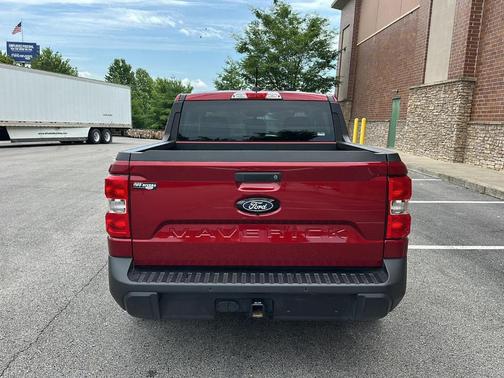 Ruby Red Metallic Tinted Clearcoat 2025 Ford Maverick XLT