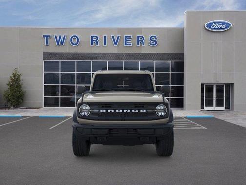 Desert Sand 2026 Ford Bronco Base