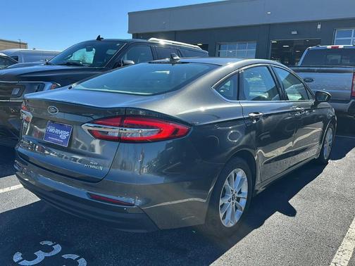2019 Ford Fusion Hybrid SE