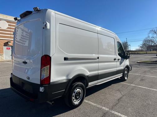 2025 Ford Transit-250 250