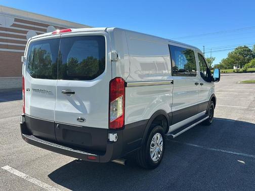 Oxford White 2025 Ford Transit-250