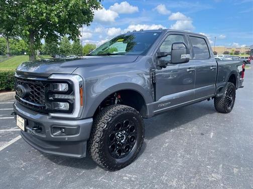 2025 Ford F-250 LARIAT