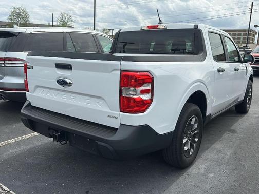 Oxford White 2023 Ford Maverick XLT