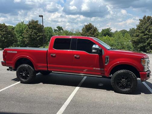 Rapid Red Metallic Tinted Clearcoat 2022 Ford F-250 Platinum