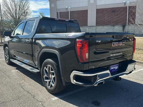 2022 GMC Sierra 1500 SLT