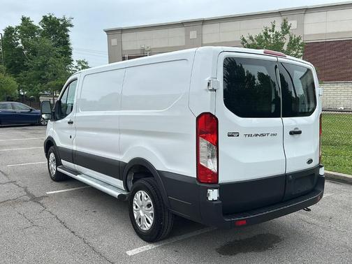 Oxford White 2025 Ford Transit-250