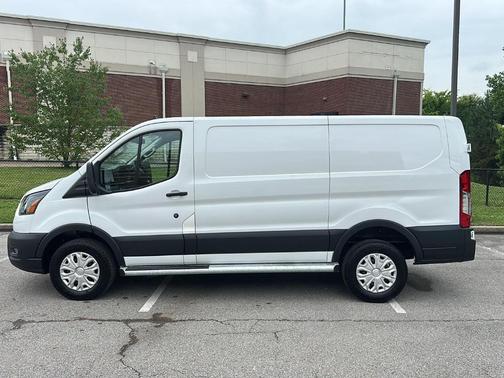 Oxford White 2025 Ford Transit-250
