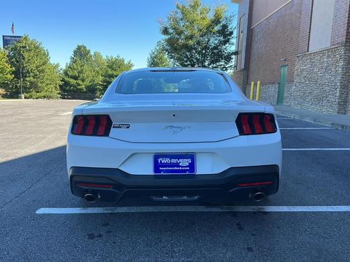 Oxford White 2025 Ford Mustang EcoBoost