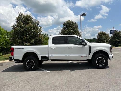 2025 Ford F-350 Platinum