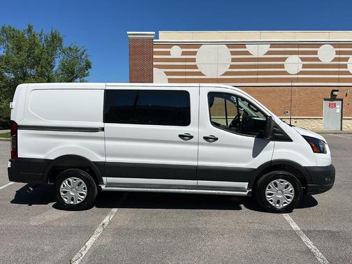 Oxford White 2025 Ford Transit-250