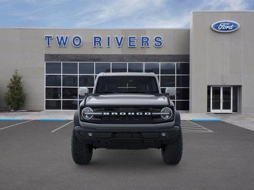 Avalanche Gray 2026 Ford Bronco Outer Banks