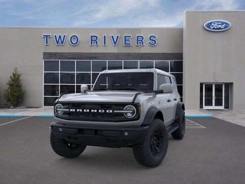 Avalanche Gray 2026 Ford Bronco Outer Banks