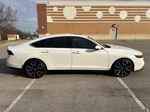 2023 Honda Accord Hybrid Touring
