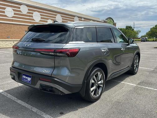 Graphite Shadow 2025 INFINITI QX60 Luxe