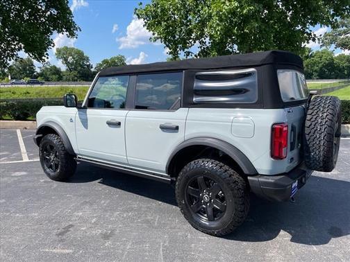 2022 Ford Bronco Black Diamond