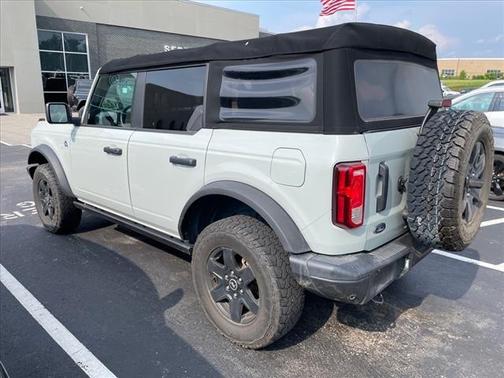 2022 Ford Bronco Black Diamond