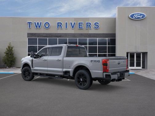 2025 Ford F-350 LARIAT