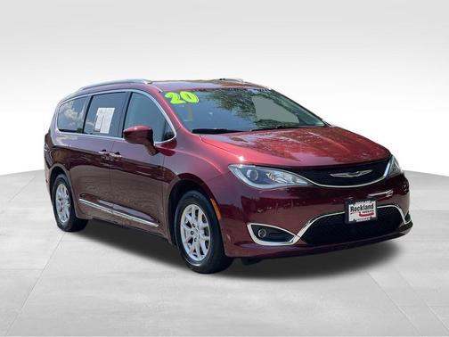 2020 Chrysler Pacifica Touring-L