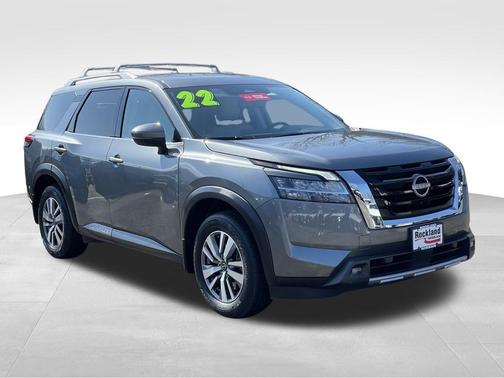 2022 Nissan Pathfinder SL