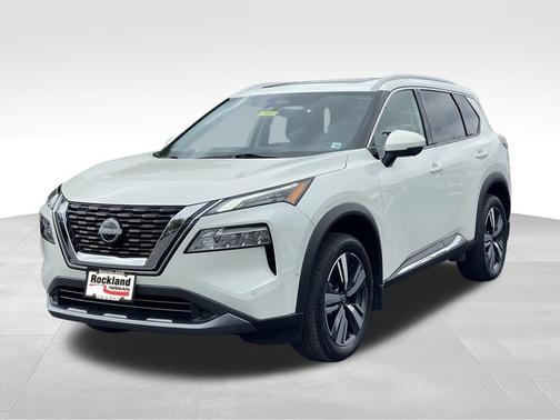 White 2023 Nissan Rogue SL