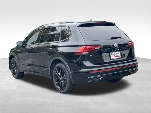 2022 Volkswagen Tiguan 2.0T SE R-Line Black