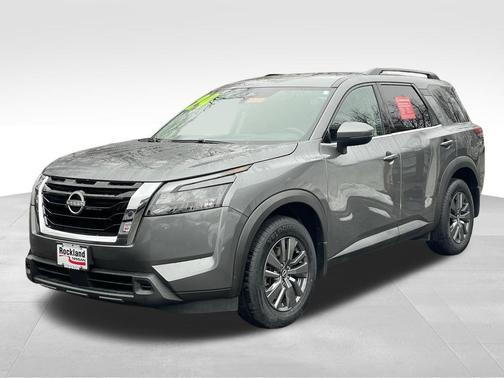 Gun Metallic 2024 Nissan Pathfinder SV