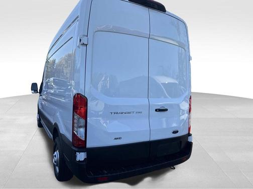 Oxford White 2022 Ford Transit-250 Base