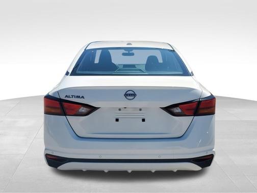 2025 Nissan Altima S