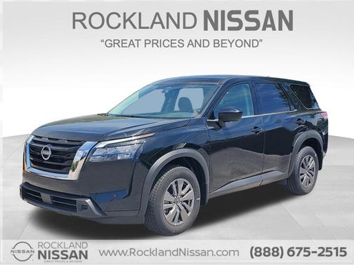 2025 Nissan Pathfinder S