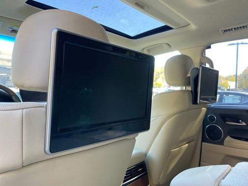 2016 Lexus LX 570 Base