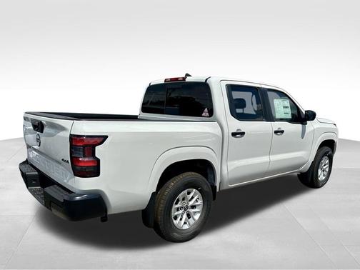 2025 Nissan Frontier S