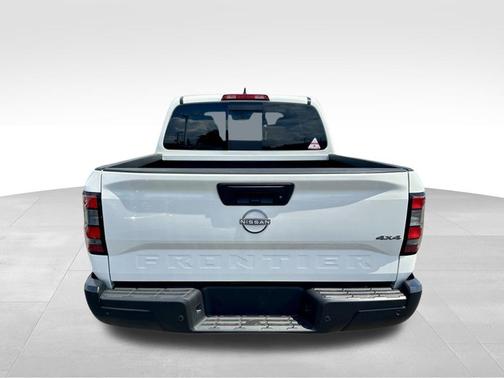2025 Nissan Frontier S
