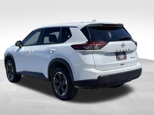 White 2023 Nissan Rogue SV