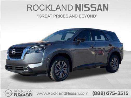 2025 Nissan Pathfinder S