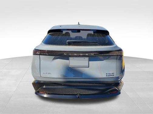 2025 Nissan ARIYA EVOLVE+