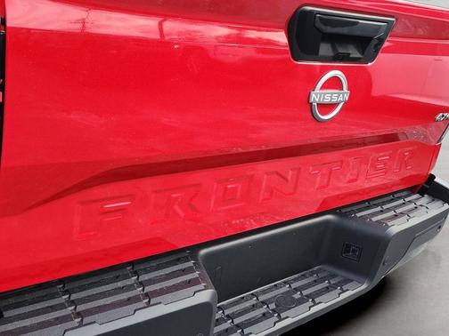 2025 Nissan Frontier S
