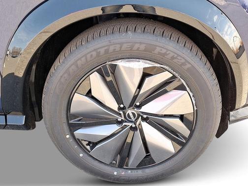 2025 Nissan ARIYA EVOLVE+