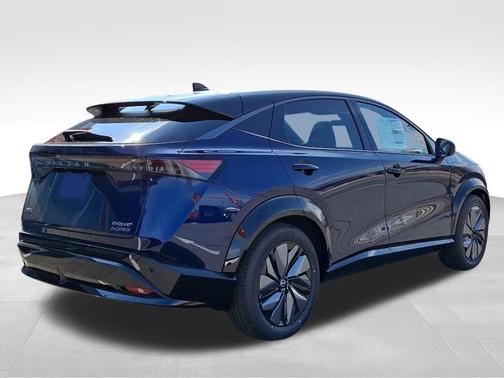 2025 Nissan ARIYA EVOLVE+