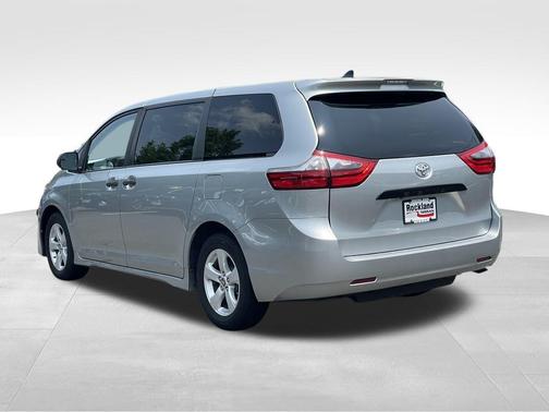 2020 Toyota Sienna L