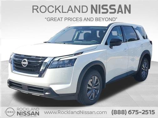 2025 Nissan Pathfinder S