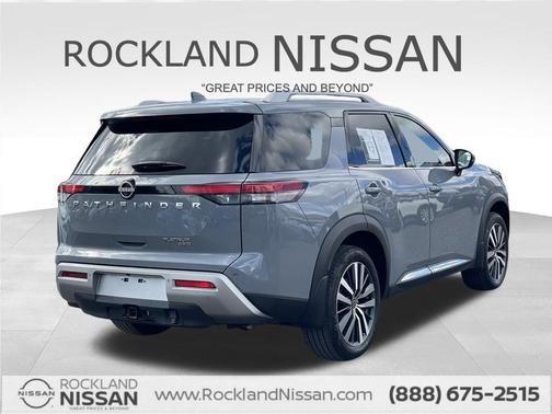 2022 Nissan Pathfinder Platinum