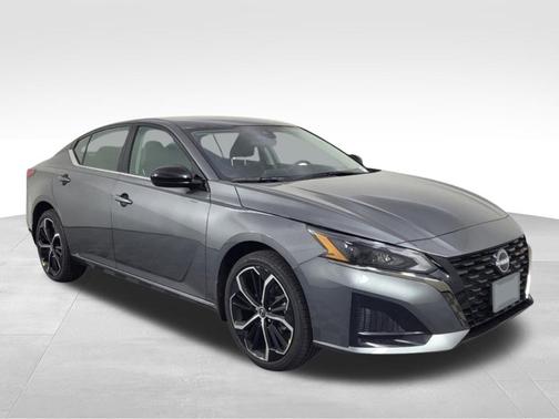 Gun Metallic 2026 Nissan Altima 2.5 SR