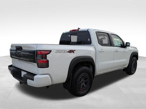 Glacier White 2026 Nissan Frontier PRO-4X