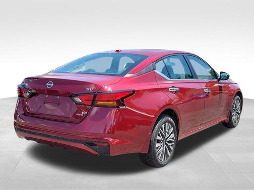 2025 Nissan Altima SV